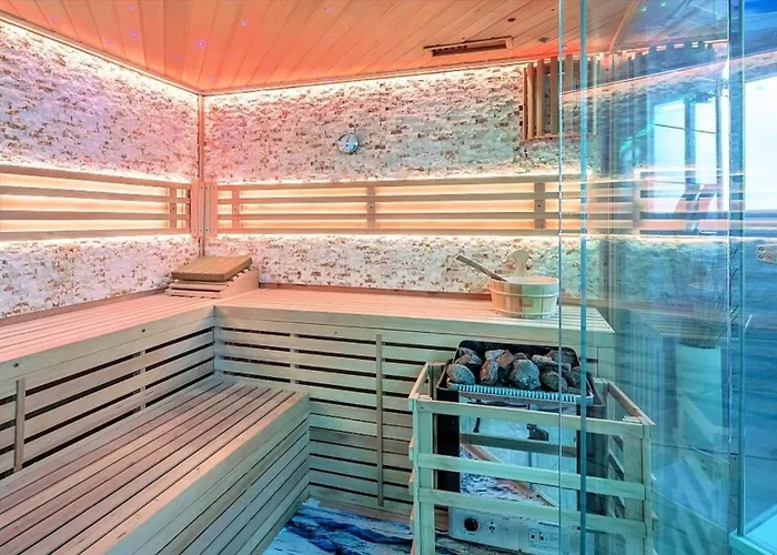 Maarhoehe - Im Maarberg - In Am *